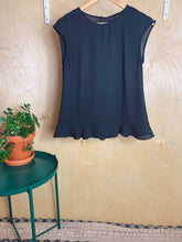 Charger l&#39;image dans la galerie, Willow &amp; Thread - 2 troc points
