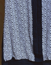 Charger l&#39;image dans la galerie, Rose Burg

